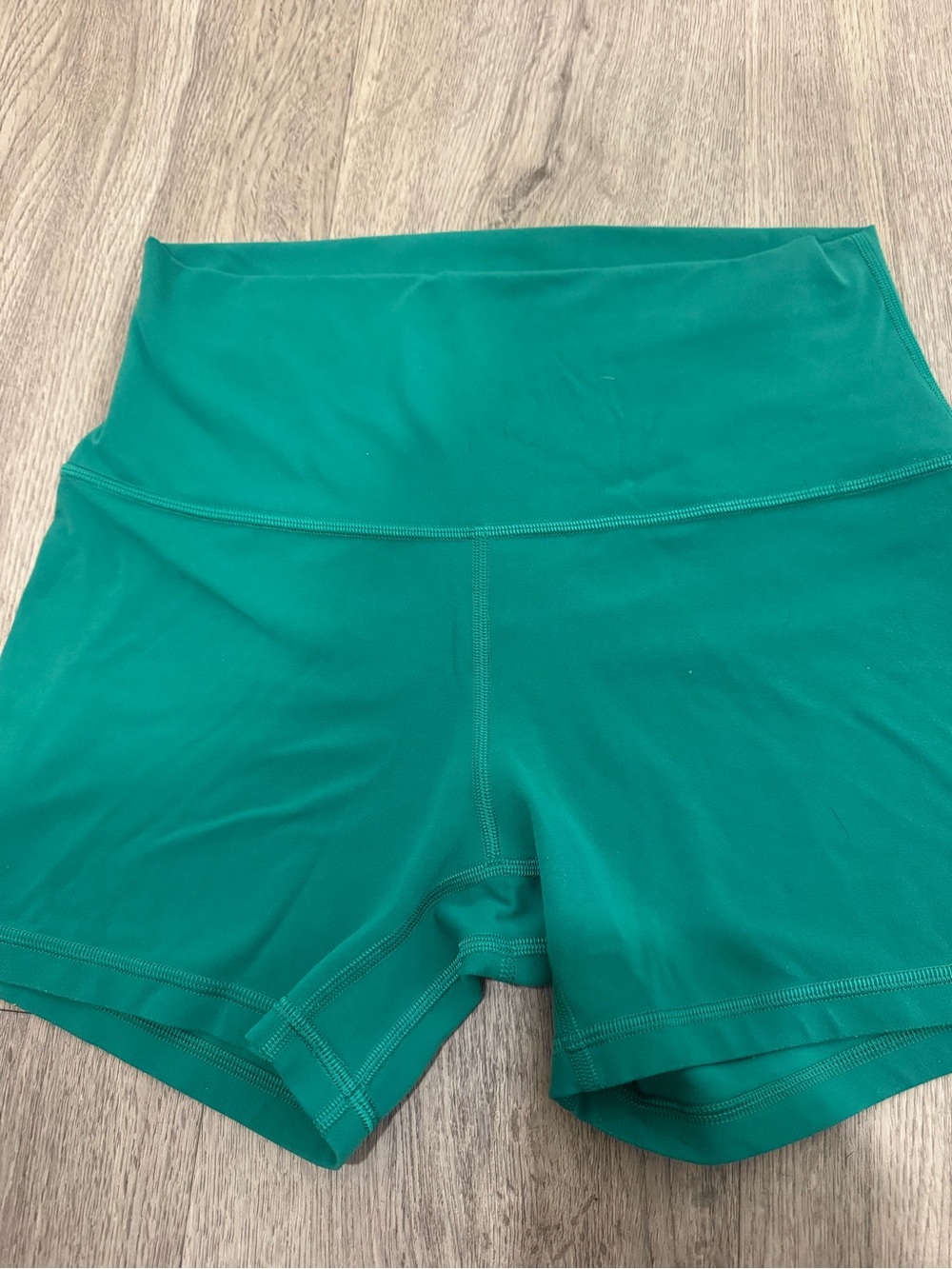 lululemon athletica High-Rise Athletic Shorts in Teal Green